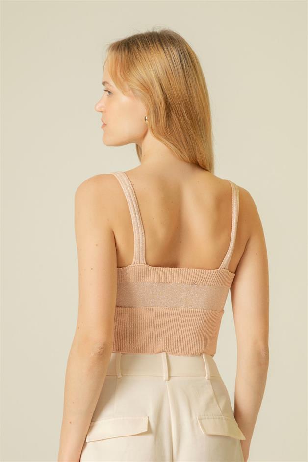 Beli Lastik Detaylı Askılı Pudra Triko Crop Top