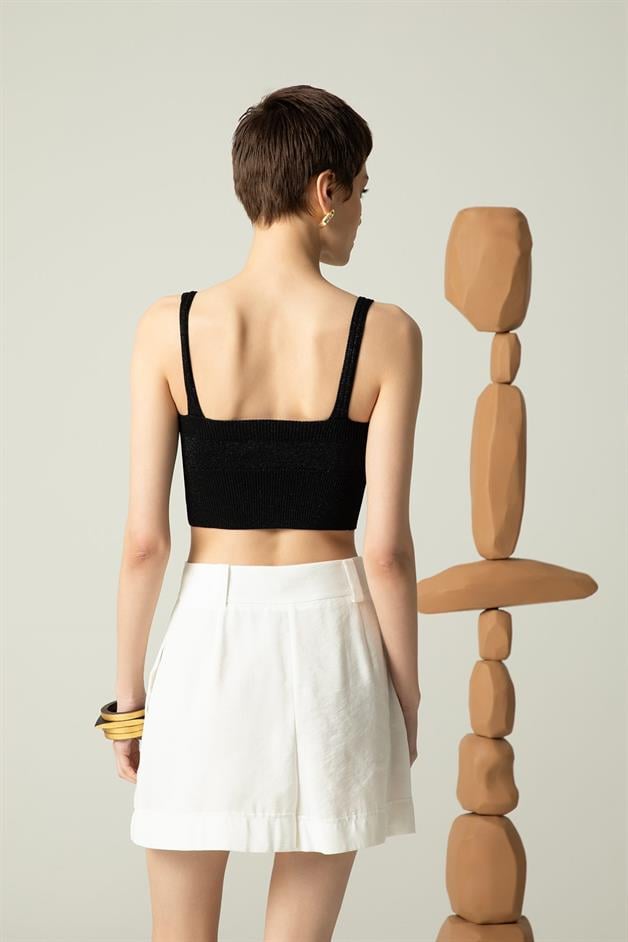 Beli Lastik Detaylı Askılı Siyah Triko Crop Top