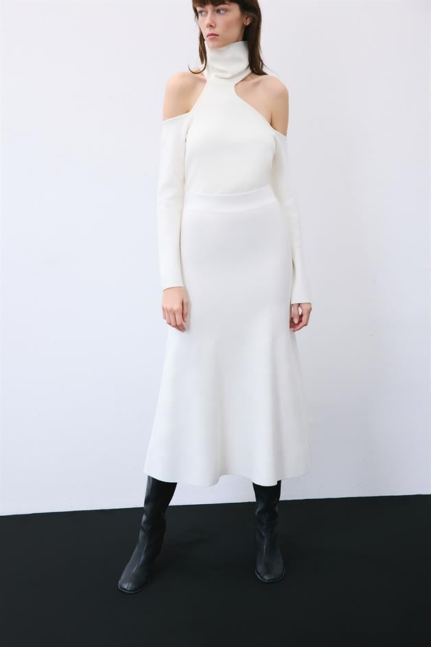 Ecru Knit Midi Skirt with Elastic Waist