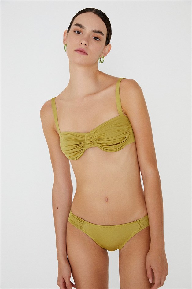Büzgülü Yeşil Bikini Üstü
