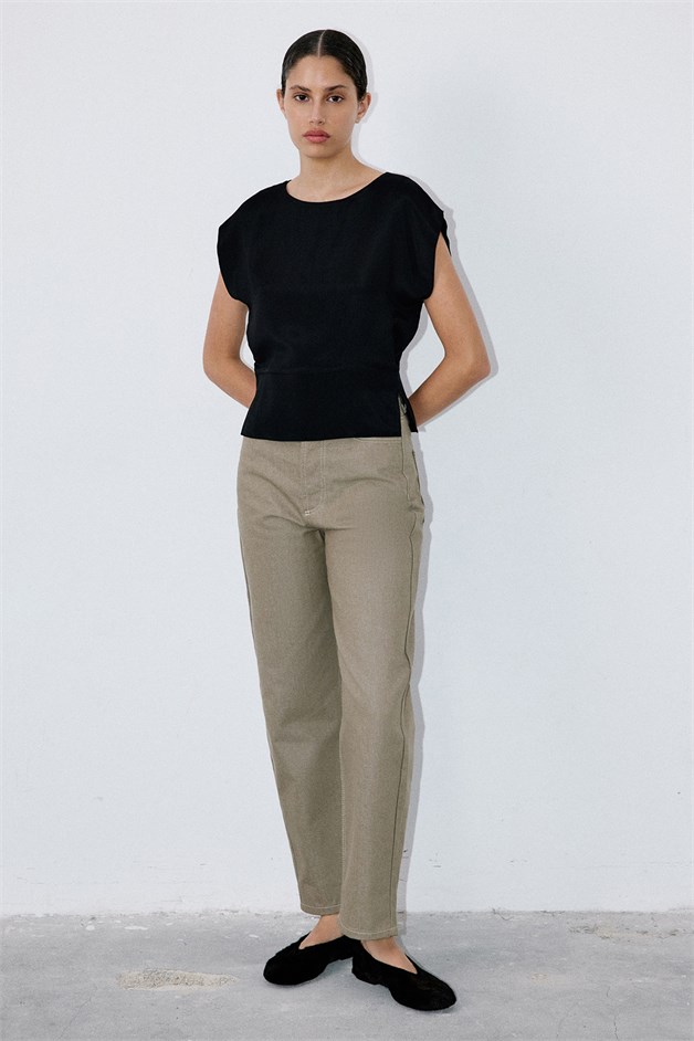 Crew Neck Satin Side Slit Black Blouse