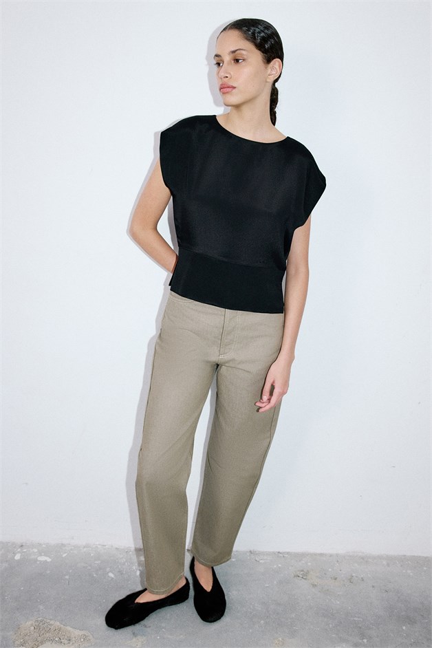 Crew Neck Satin Side Slit Black Blouse