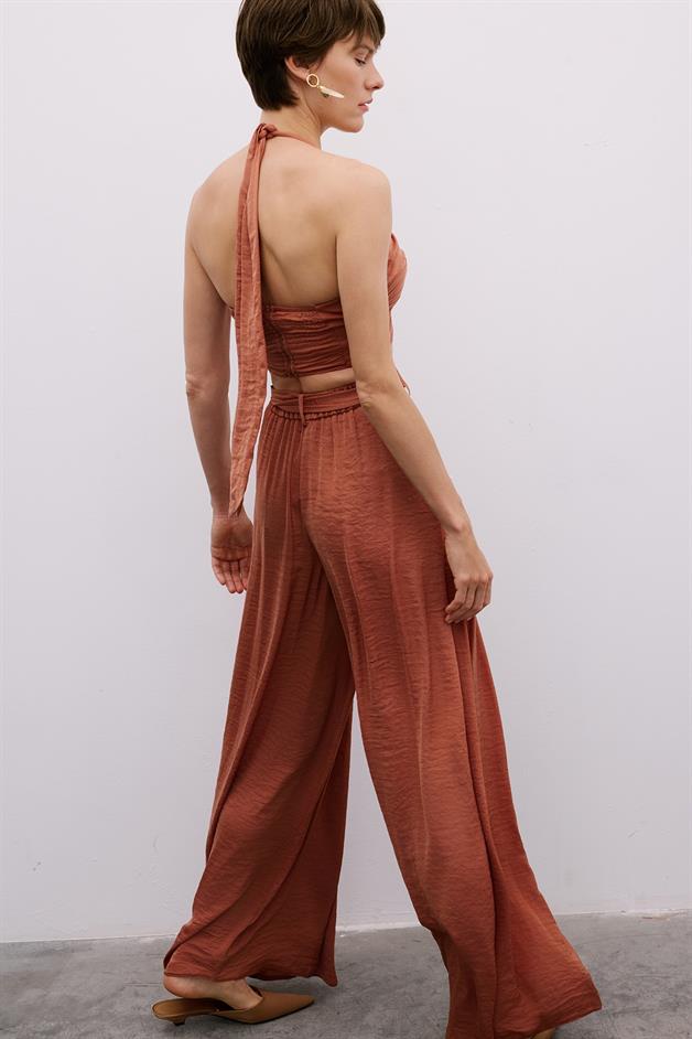 Pleated Wide-Leg Cinnamon Trousers