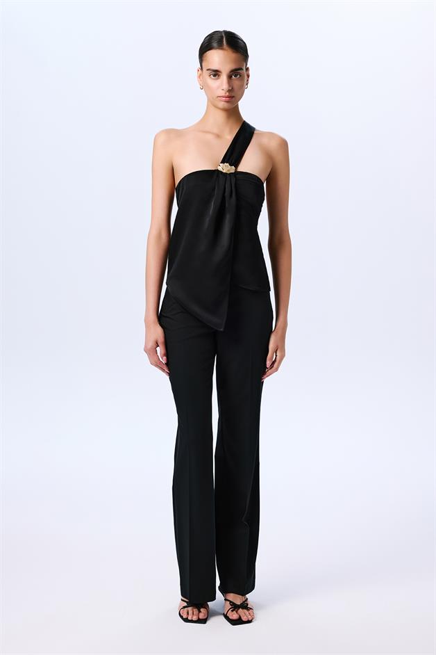 Brooch Detailed Elegant Black Blouse  