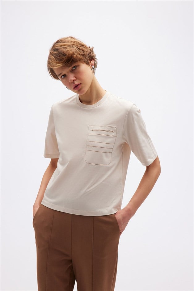 Cep Detaylı Basic Taş T-Shirt