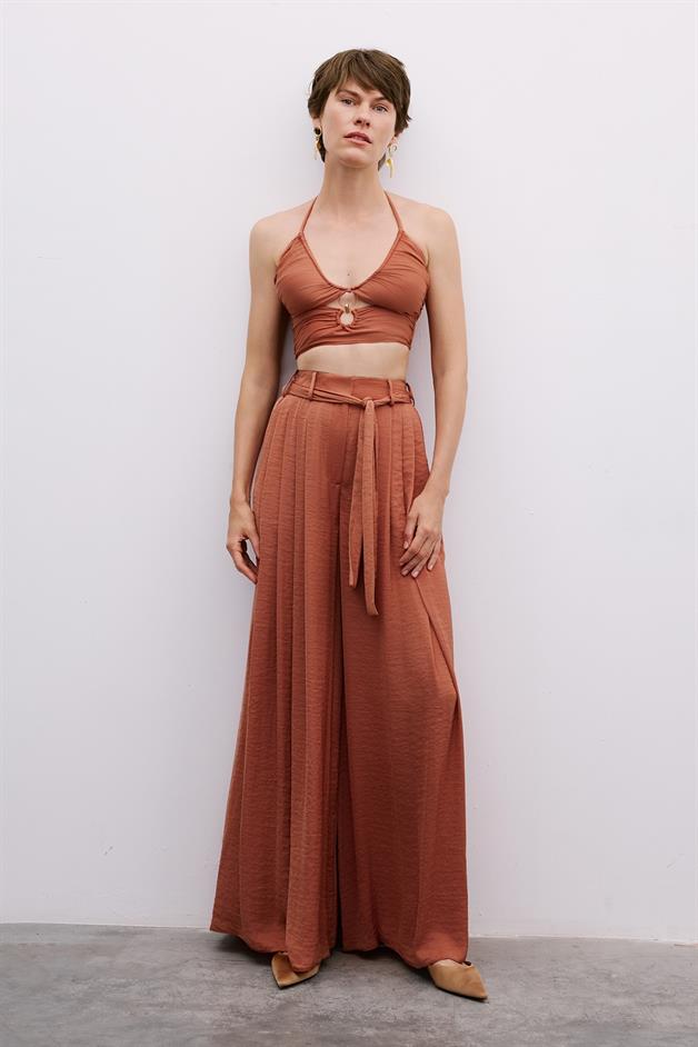 Cut-Out Strappy Cinnamon Blouse