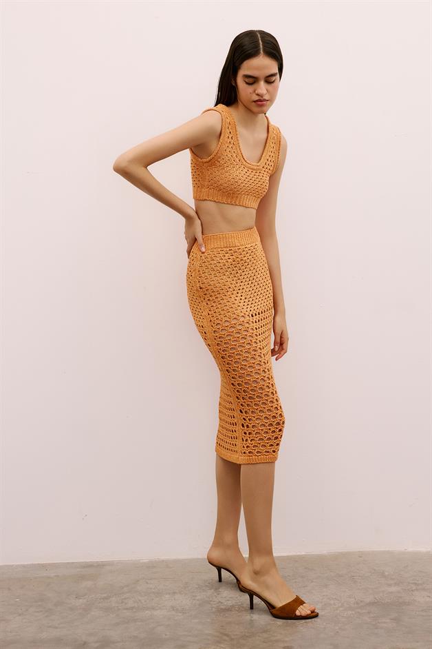 Open-Knit Ribbed Orange Midi Skirt