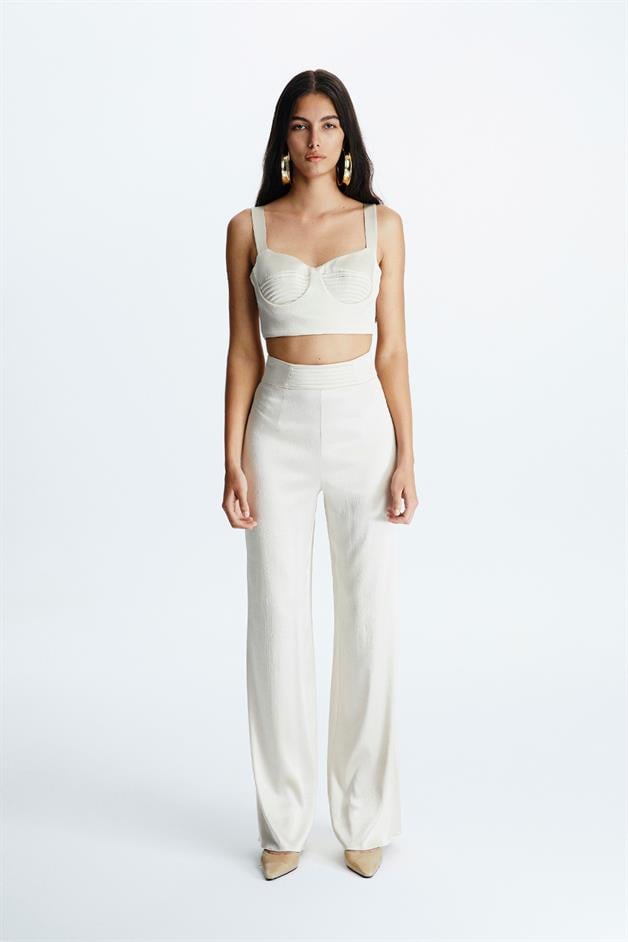 Dikiş Detaylı Krem Büstiyer