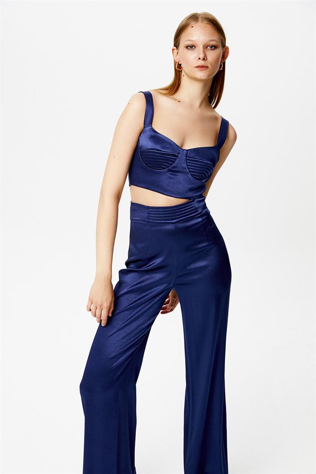 Dikiş Detaylı Lacivert Büstiyer