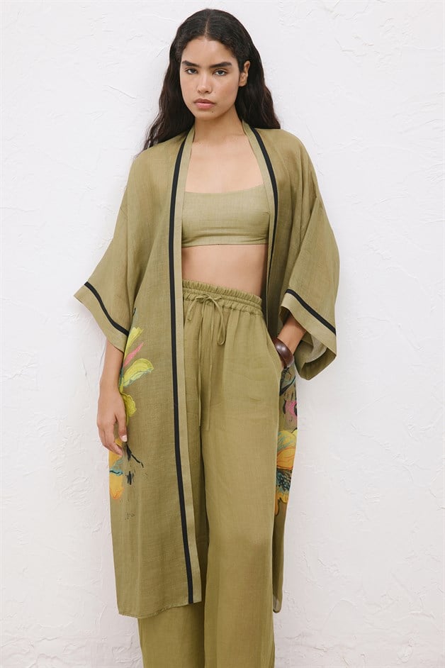 Düşük Omuzlu Siyah Şeritli Desenli Haki Kimono