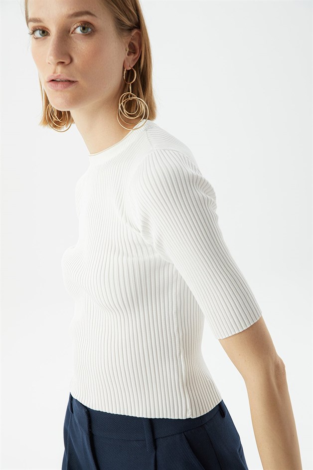 Fitilli Ekru Crop Top