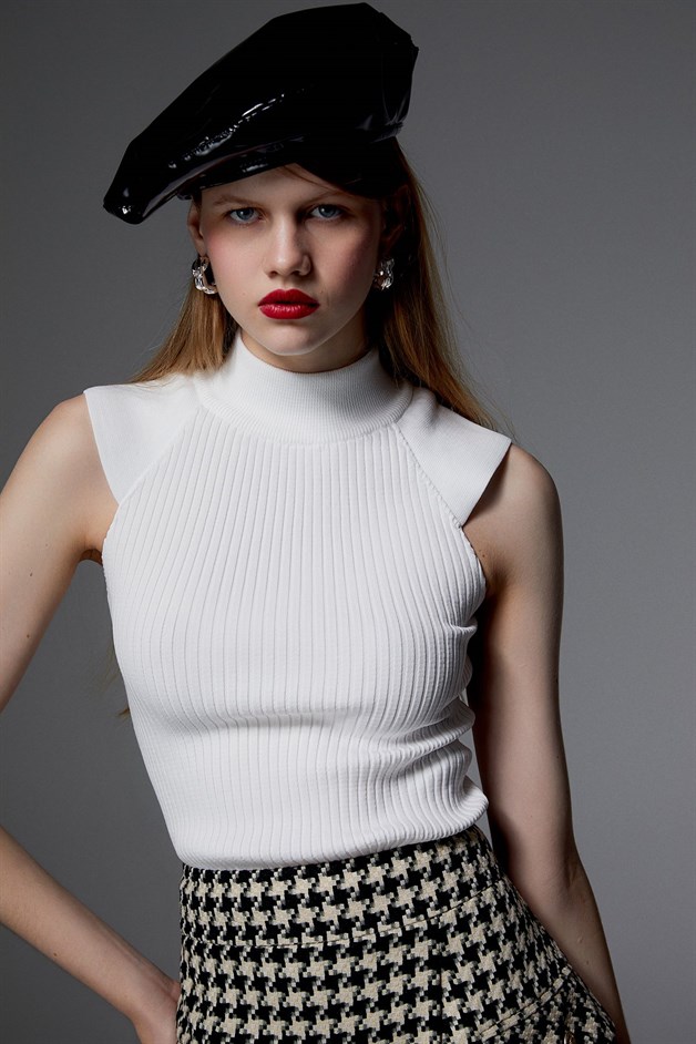 Fitilli Ekru Triko Top