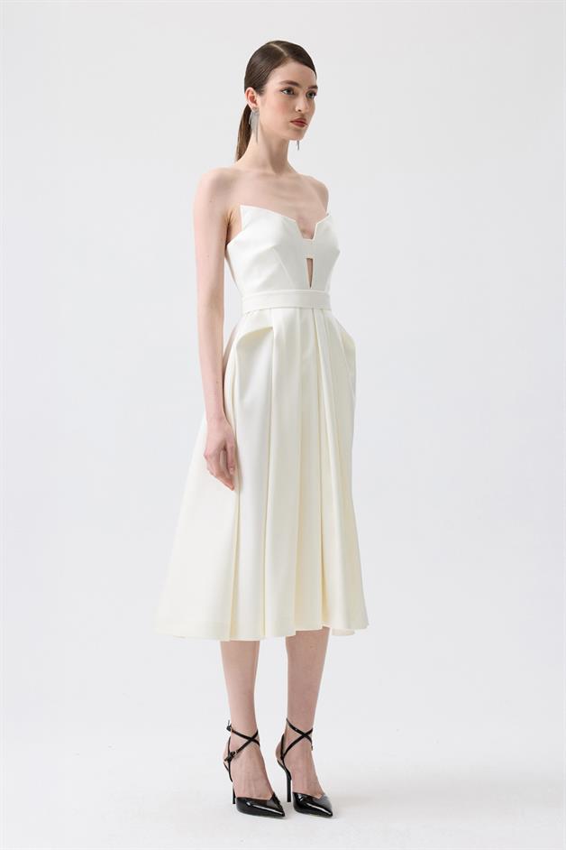 Göğüs Dekolteli Ekru Midi Elbise