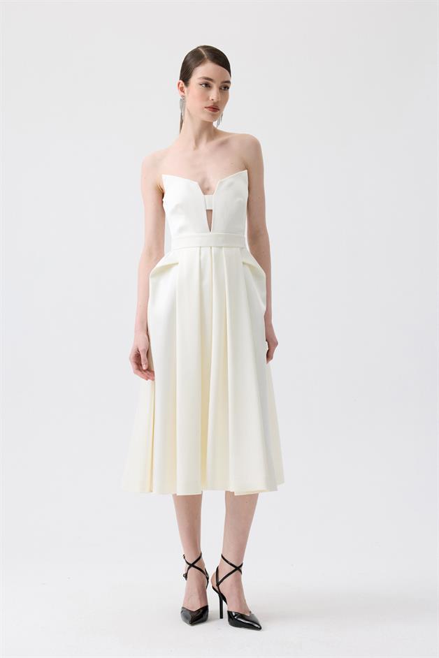 Göğüs Dekolteli Ekru Midi Elbise