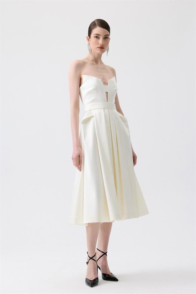 Göğüs Dekolteli Ekru Midi Elbise