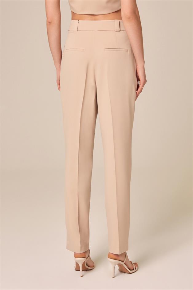 Havuç Paça Bej Pantolon