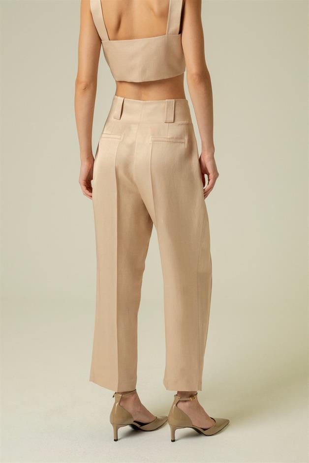 Carrot Leg Beige Pants