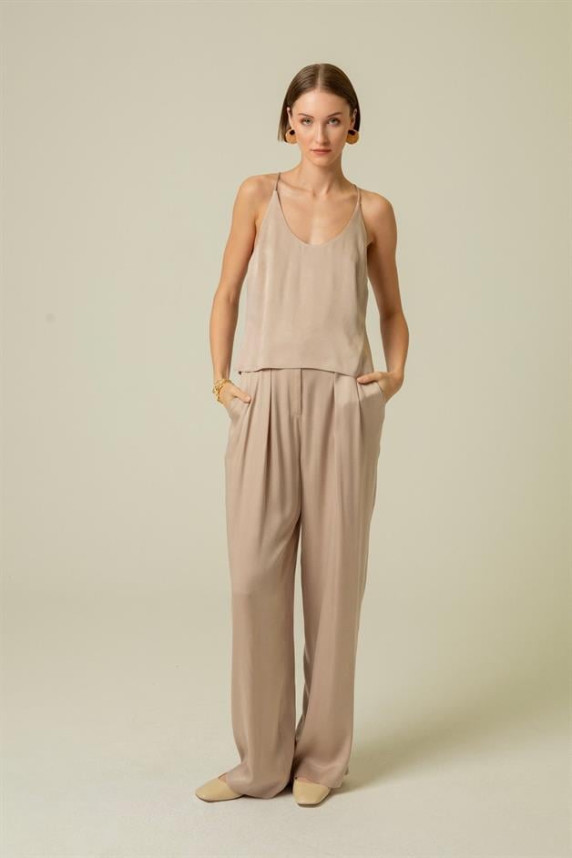 İnce Askılı Pudra Büstiyer