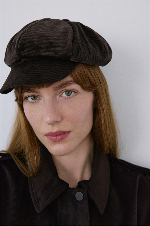 Velvet Short Curved Brim Brown Hat