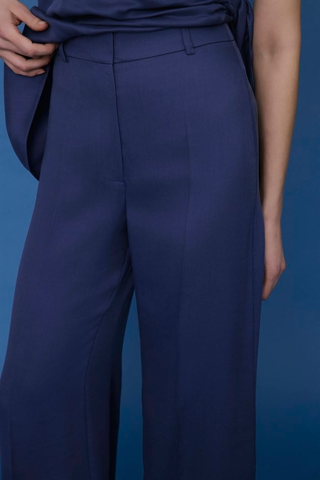 Kemerli Geniş Paça İndigo Pantolon