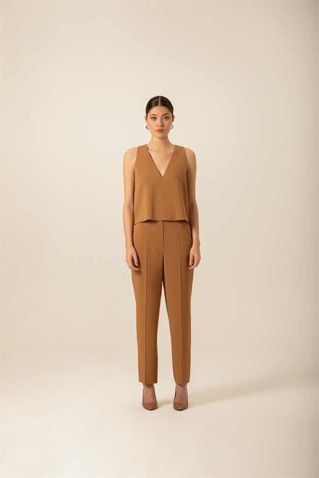 Krep Dokulu Geniş Kesim Camel Pantolon
