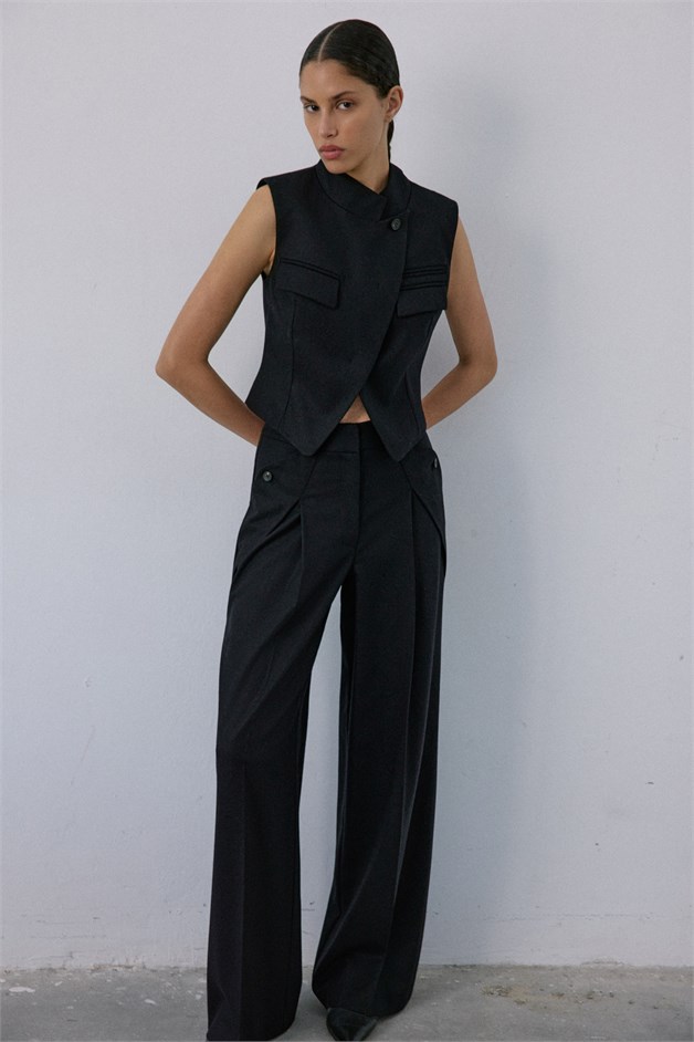Double Breasted Look Lined Black Vest