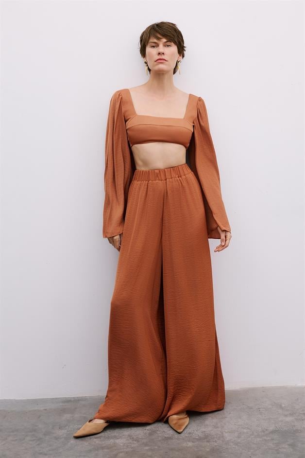 Elastic Waist Relaxed Wide-Leg Salmon Trousers