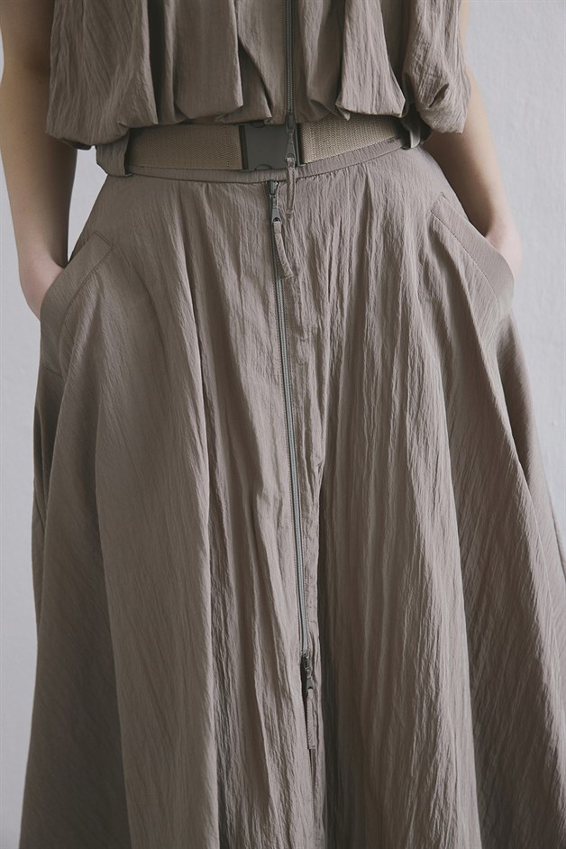 Metal Buckle Flared Camel Midi Skirt