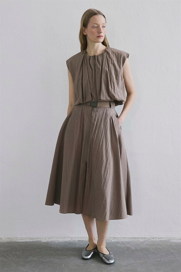 Metal Buckle Flared Camel Midi Skirt