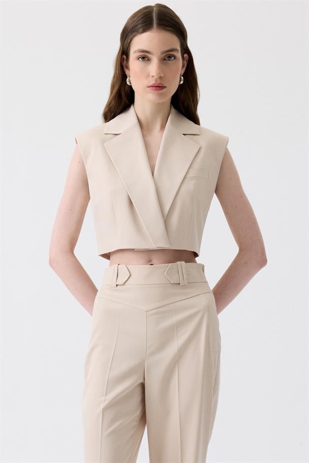 Magnetic Closure Padded Stone Vest