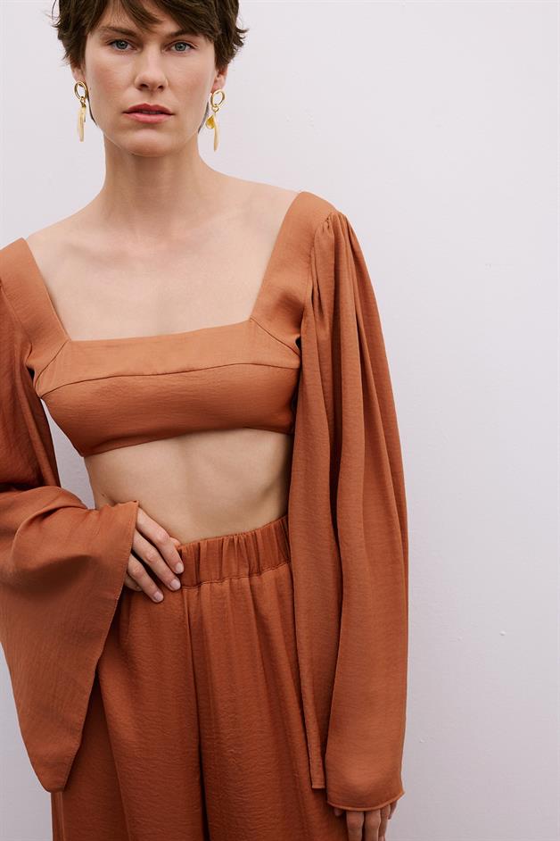 Shoulder-Tied Wide-Sleeve Salmon Crop Blouse