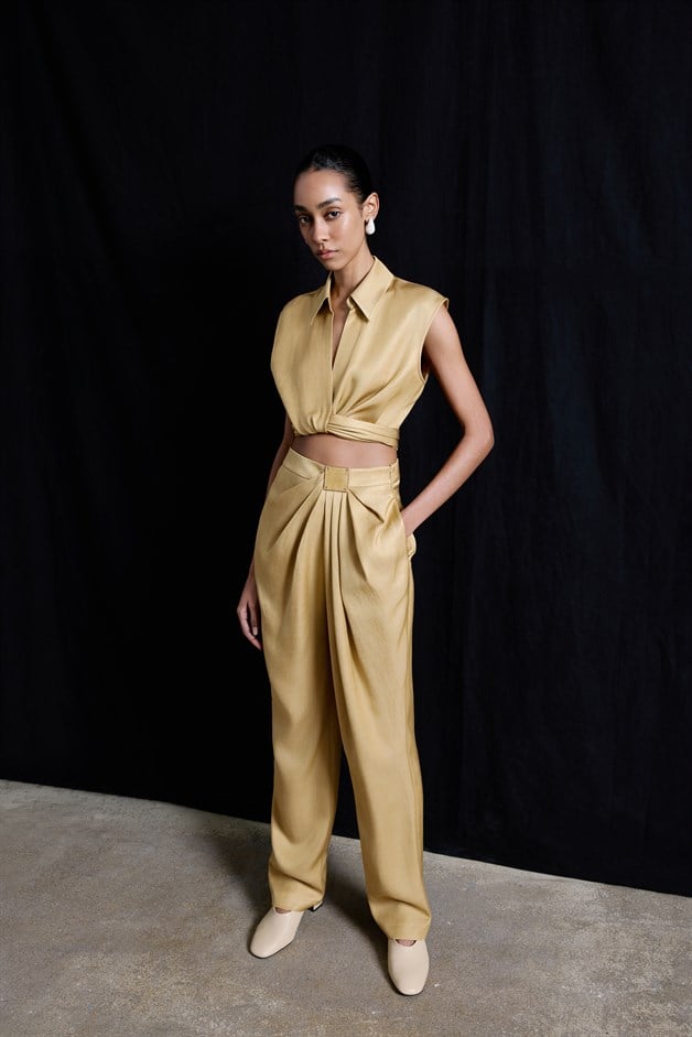 Ön Pileli Keten Karışımlı Camel Pantolon