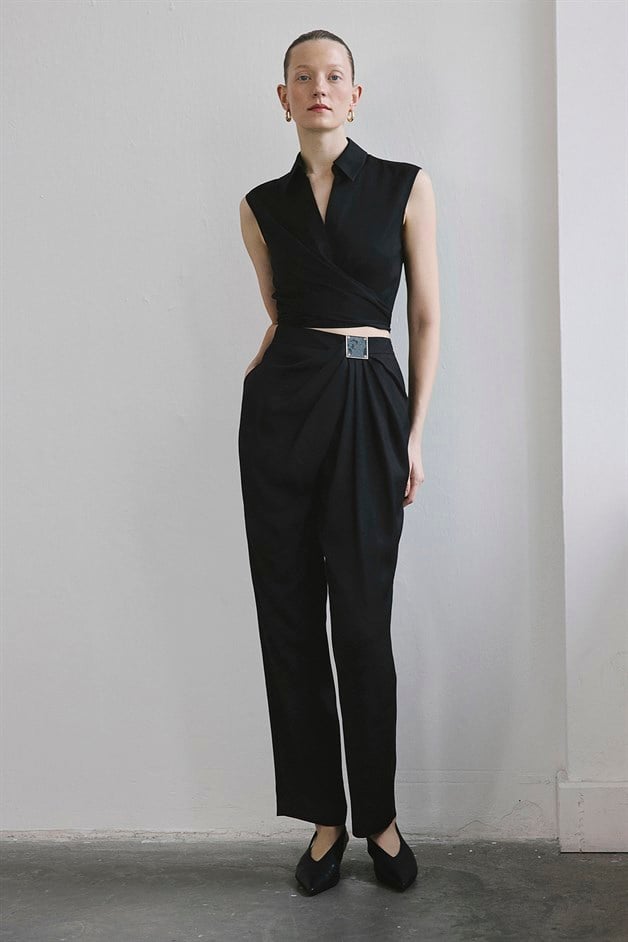 Front Pleated Linen Blend Black Trousers