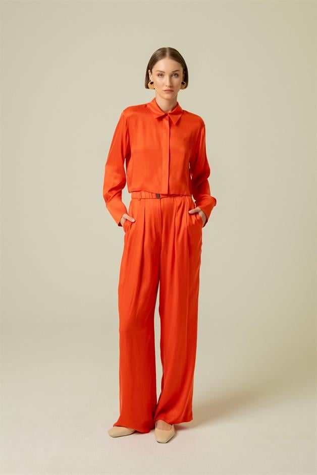 Front Buttoned Relaxed Fit Coral Crop Shirt