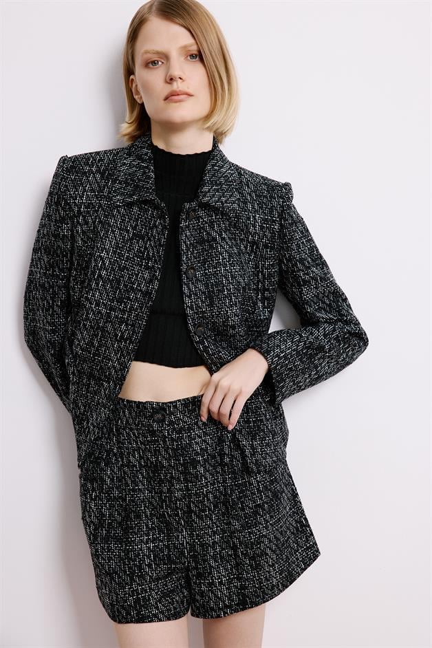 Black Tweed Shorts With Pleat Detail