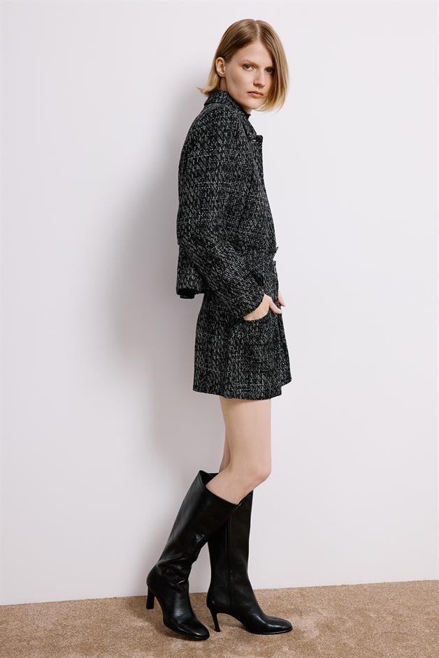 Black Tweed Shorts With Pleat Detail