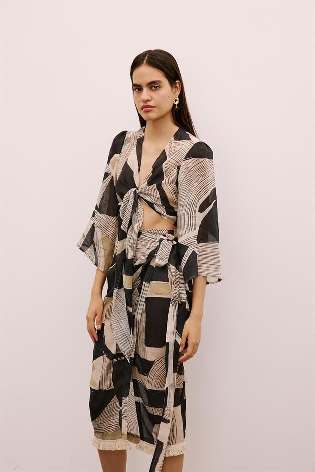 Fringe Detailed Patterned Black Pareo