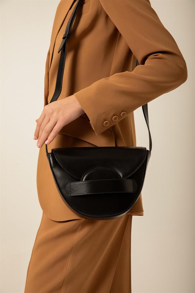Striped Detail Black Leather Black Crossbody Bag