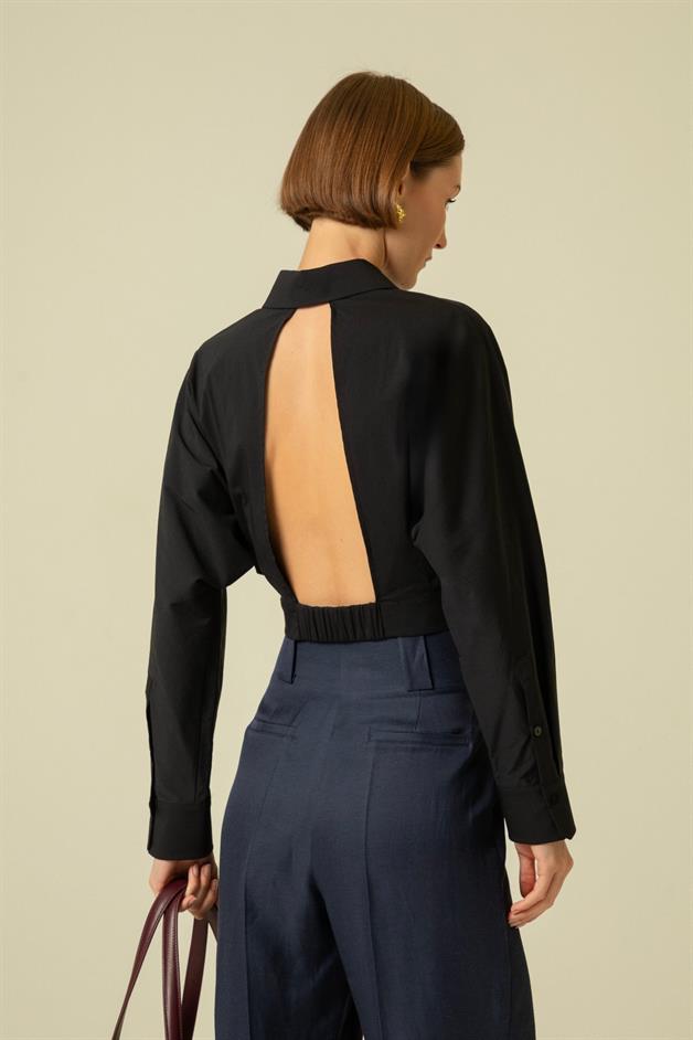 Back Decollete Pocketed Black Crop Shirt