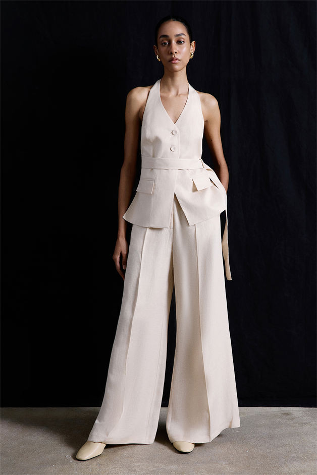 Back Cut-Out Linen Blend Beige Vest