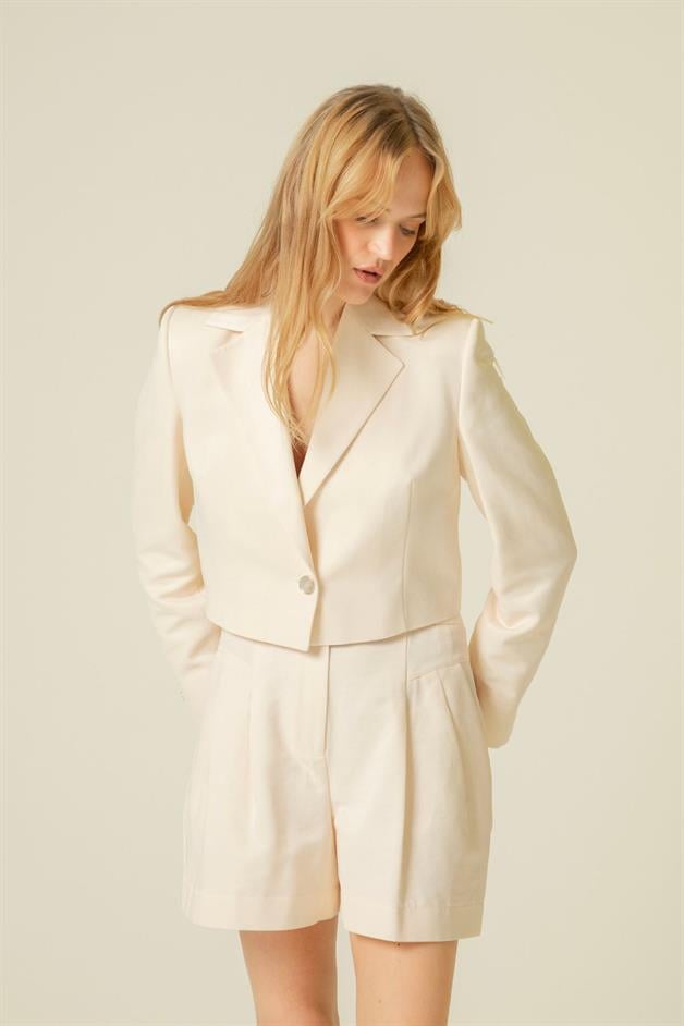 Single Button Detail Ecru Crop Jacket