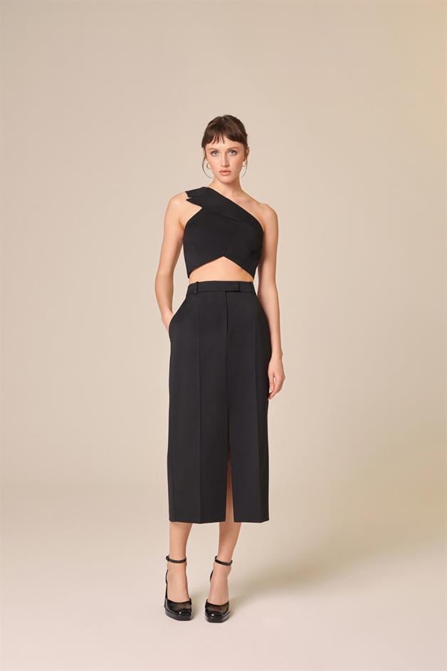 Tek Omuzlu Siyah Crop Top