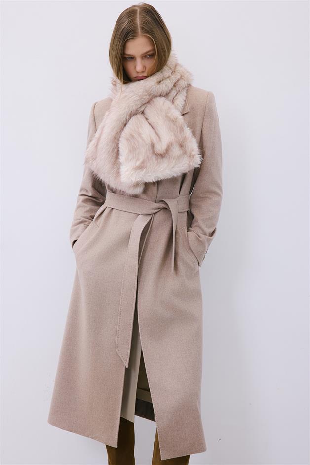 Fluffy Beige Faux Fur Neck Warmer