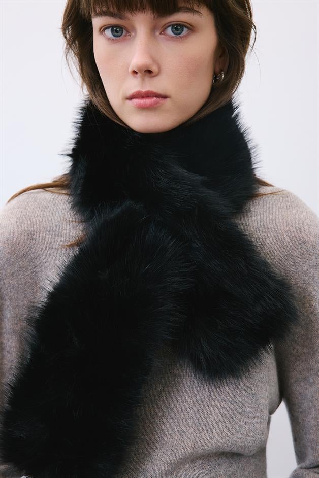 Fluffy Black Faux Fur Neck Warmer