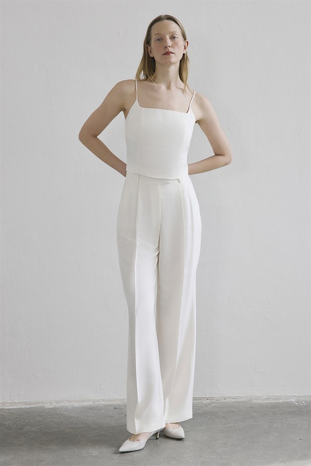 Ütü İzli Pileli Geniş Paça Ekru Pantolon