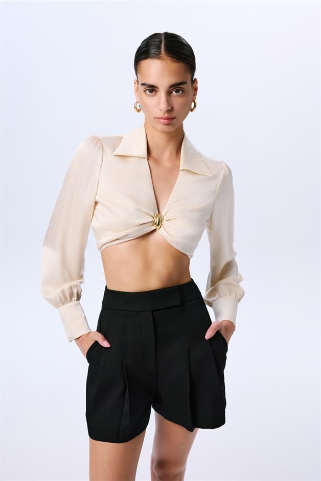 Long Sleeve Accessory Detailed Beige Crop Blouse  