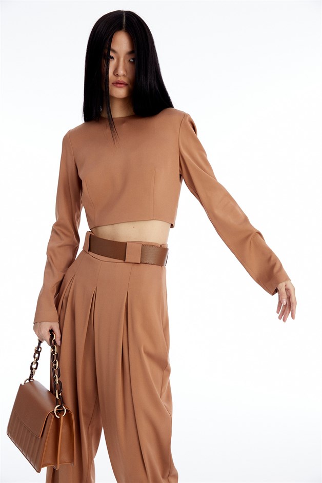 Uzun Kollu Camel Crop Bluz