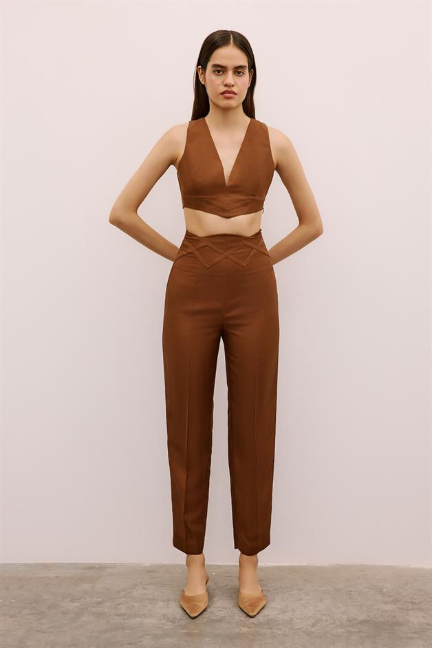 V-Neck Sleeveless Brown Crop Blouse
