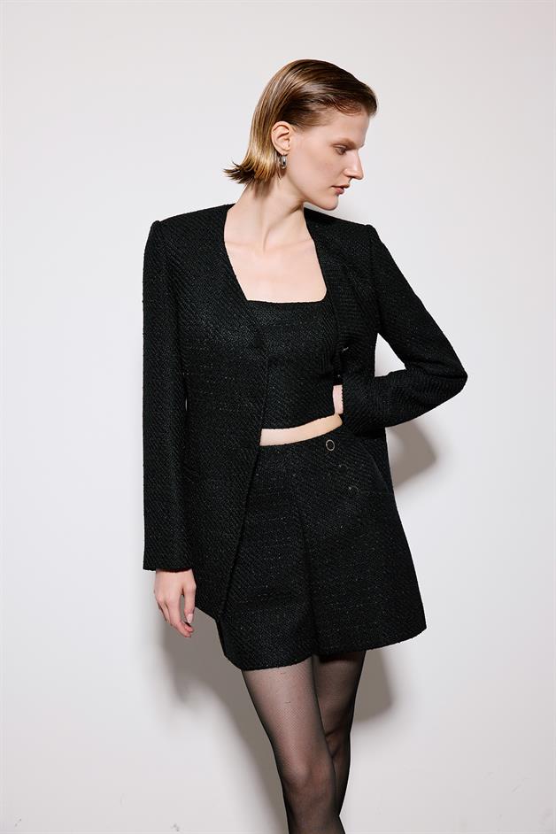 Black Tweed Blazer With V-Neck