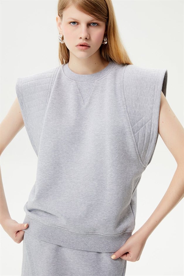 Vatkalı Gri T-Shirt